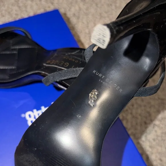 Kurt Geiger Black Quilted Heels with Gold Lock - Picture 6 of 6